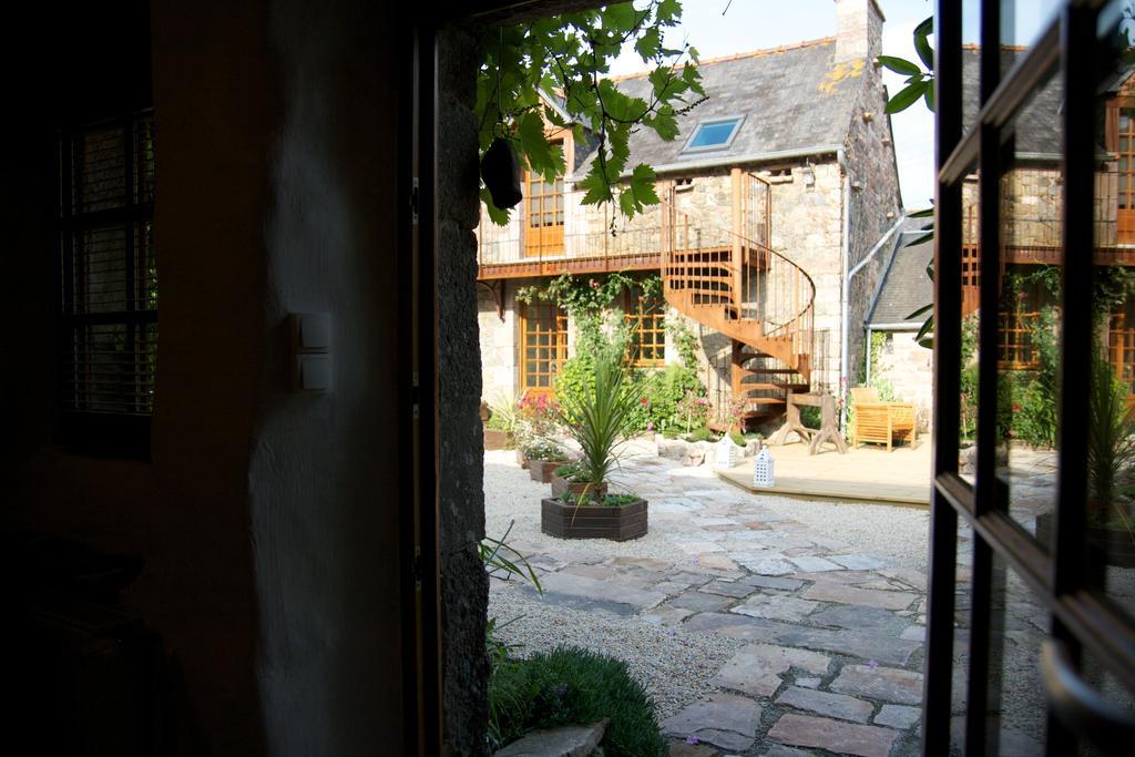 Relais Saint Aubin Bed & Breakfast Erquy Exterior photo